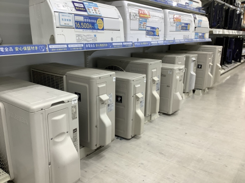 壁掛けエアコンの生活家電