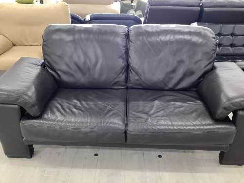 2人掛けソファーのオットマン