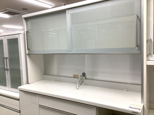 レンジボードの食器棚