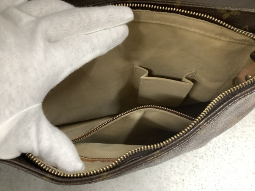 ハンドバッグのLOUIS　VUITTON