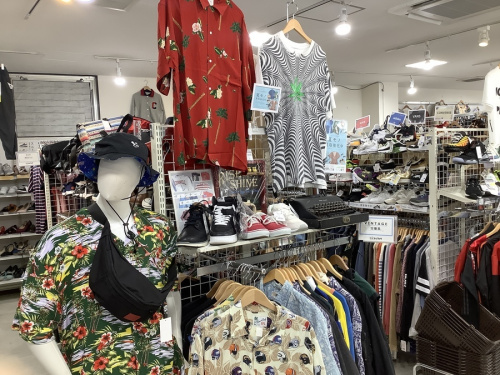 トップスのメンズファッション