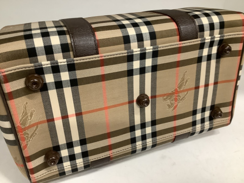 Burberrysのバーバリーズ