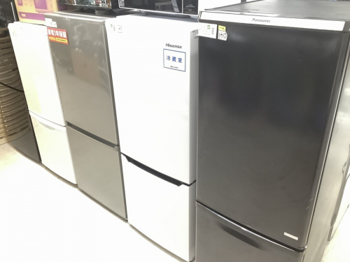 冷蔵庫の2ドア冷蔵庫