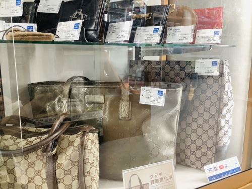 GUCCIのCHANEL