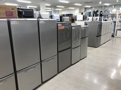 2ドア冷蔵庫の洗濯機