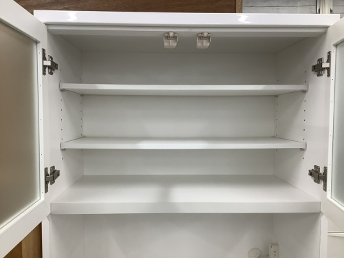 食器棚の収納家具