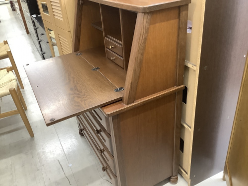 ライティングデスクのレトロ家具