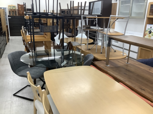 インディゴチェアー