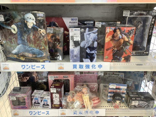 トミカのフィギュア