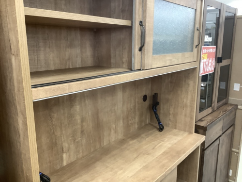 食器棚の収納家具