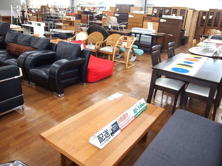 飛騨家具入荷！ヒダダイネットのロッキングチェアー販売中！！【藤沢店