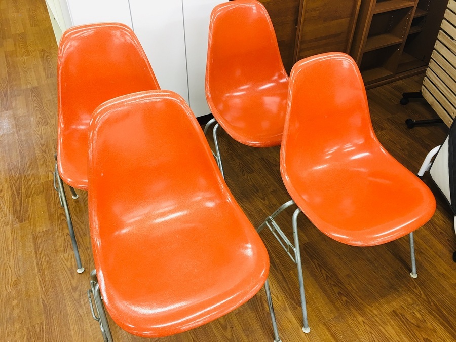 ハーマンミラー　シェルチェア　エッフェルベース　オレンジ　年代不明　ファイバー Herman Miller（ハーマンミラー） イームズ シェルチェア エッフェル
