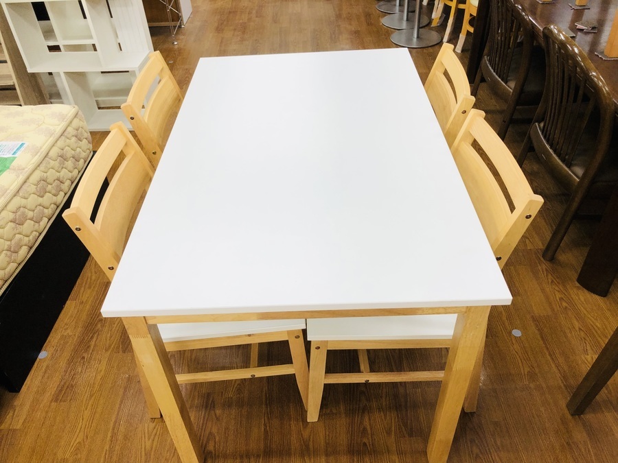 ダイニングテーブル　ニトリ　ホワイト　リラックスを紹介します！！トレジャーファクトリーつくば店 ニトリ】テッサシリーズのダイニング5点セット 買取いたしました