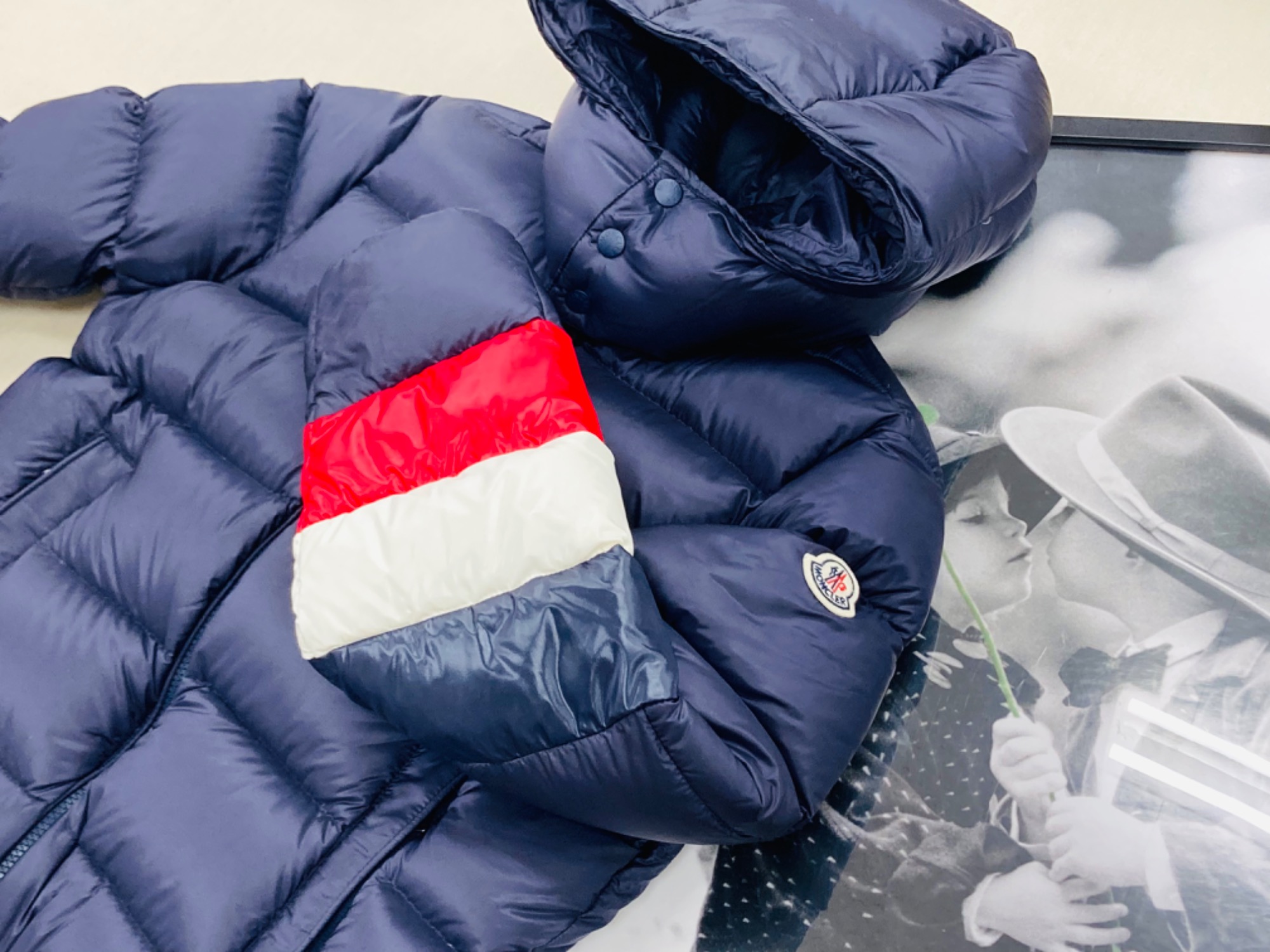 MONCLER/モンクレール】アームトリコロールダウンジャケット