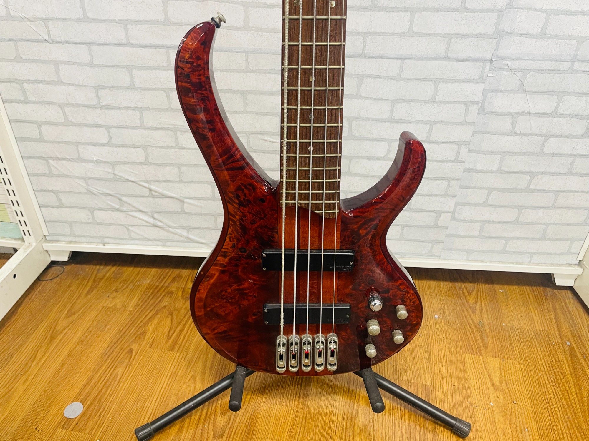 BTBシリーズ】IBANEZ(アイバニーズ) 5弦エレキベース BTB775PB