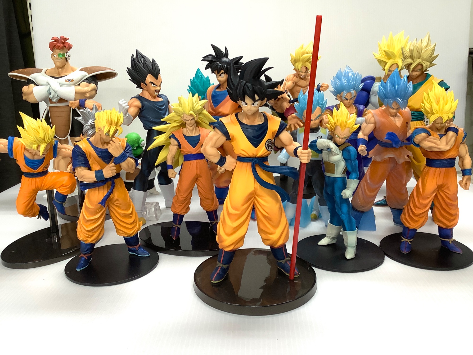 ドラゴンボール等フィギュア詰め合わせ 大量入荷！！】ドラゴンボール フィギュア 大量入荷いたしました