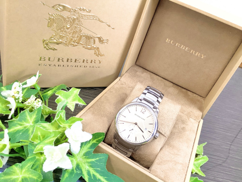 BURBERRY/バーバリー】クォーツ 腕時計 BU10004 買取入荷しました
