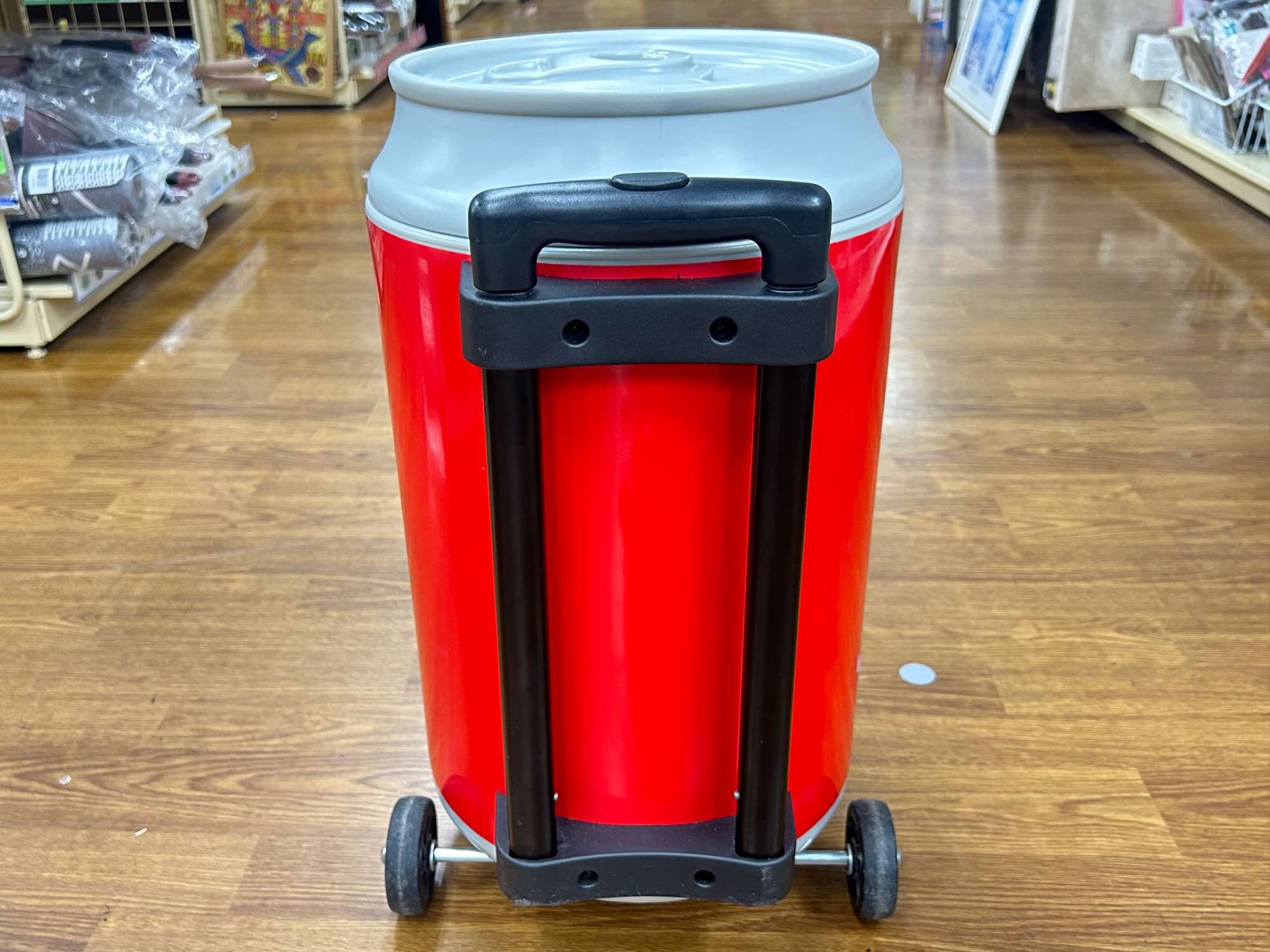 Coca Cola/コカコーラ】キャスター付き缶型クーラーボックス 買取入荷