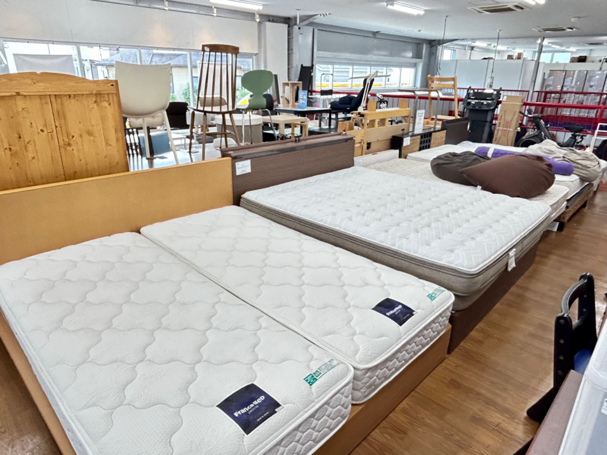 ニトリ】 クイーンベッド Nスリープ プレミアム 引き出し付 買取入荷 