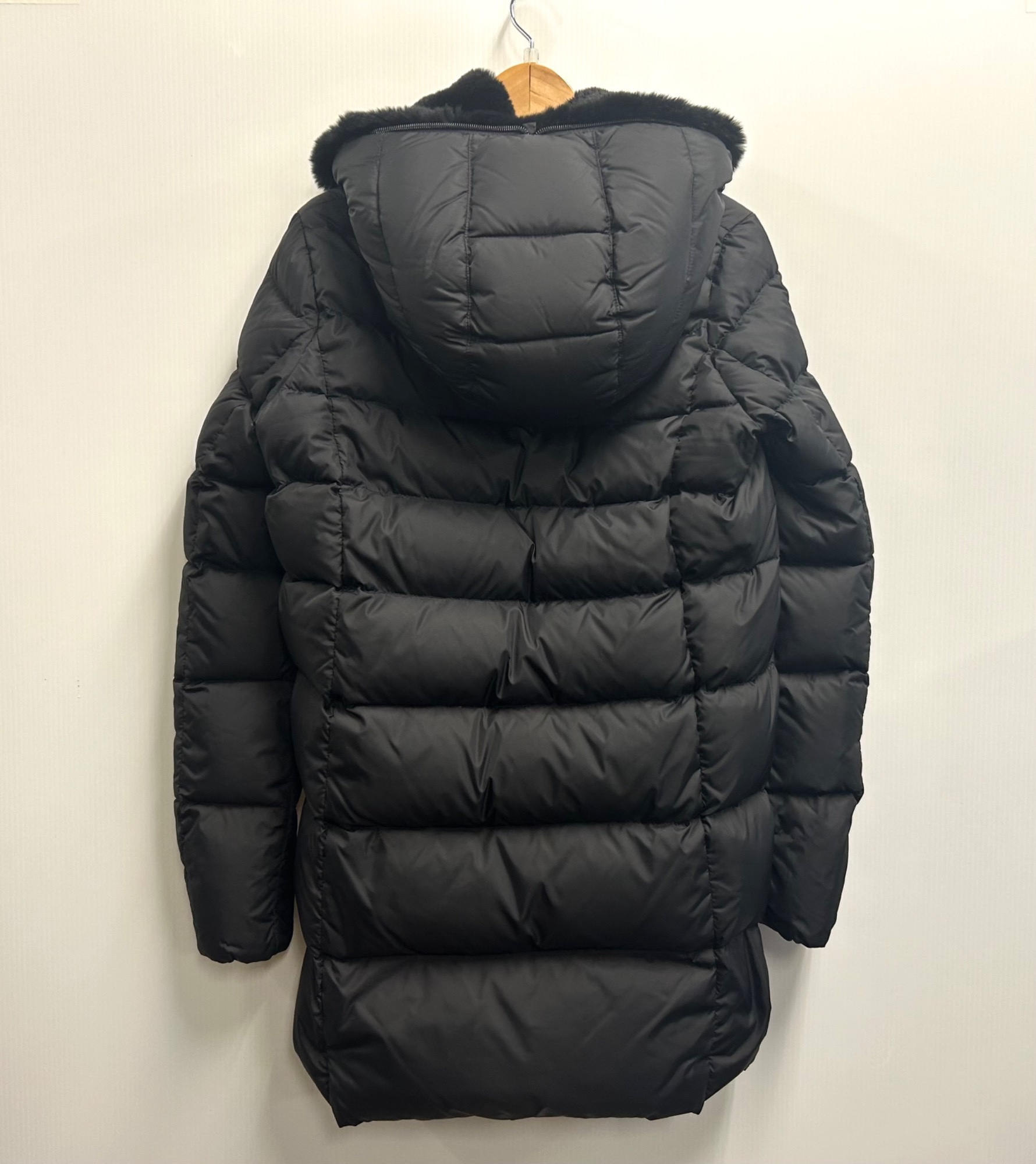 DUVETICA/デュベティカ】ダウンコート カリス 買取入荷しました