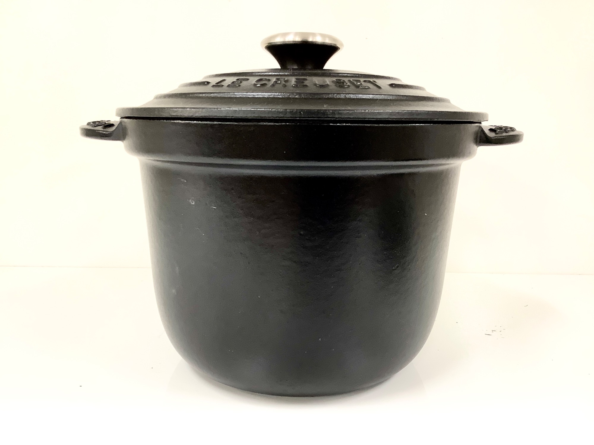 LE CREUSET/ル・クルーゼ】ココット エブリィ 内蓋つき ブラック 買取