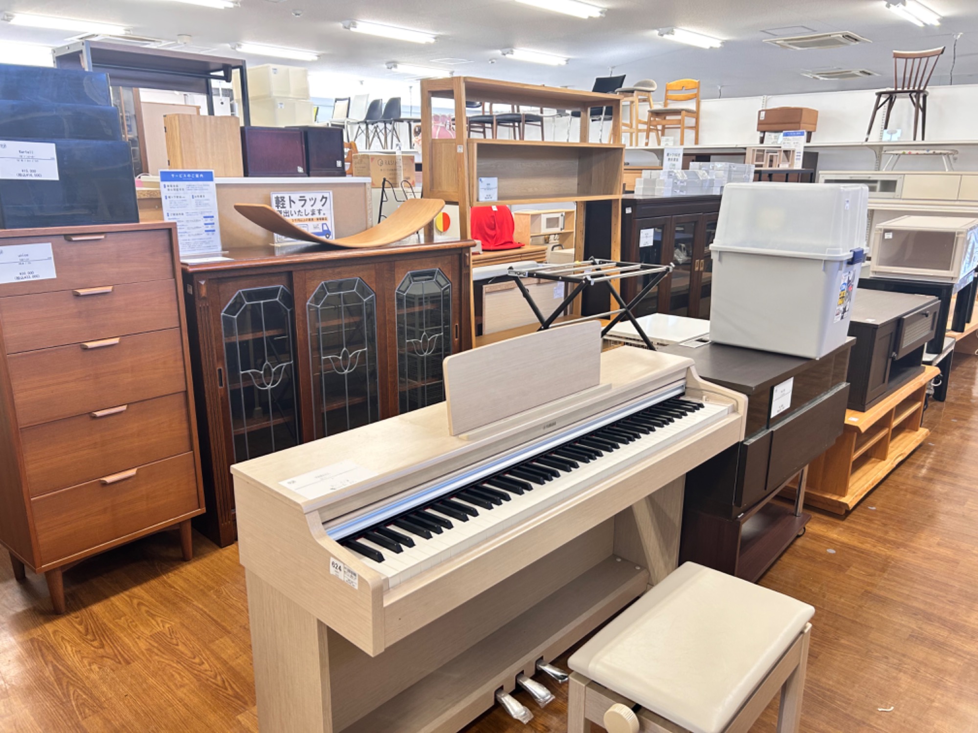 シングルベッド、セミダブルベッドなど多数展示中！ベッドを買うなら