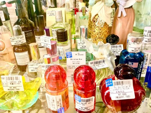 香水多数お取り扱い中！】当店自慢の香水売場をご紹介致します