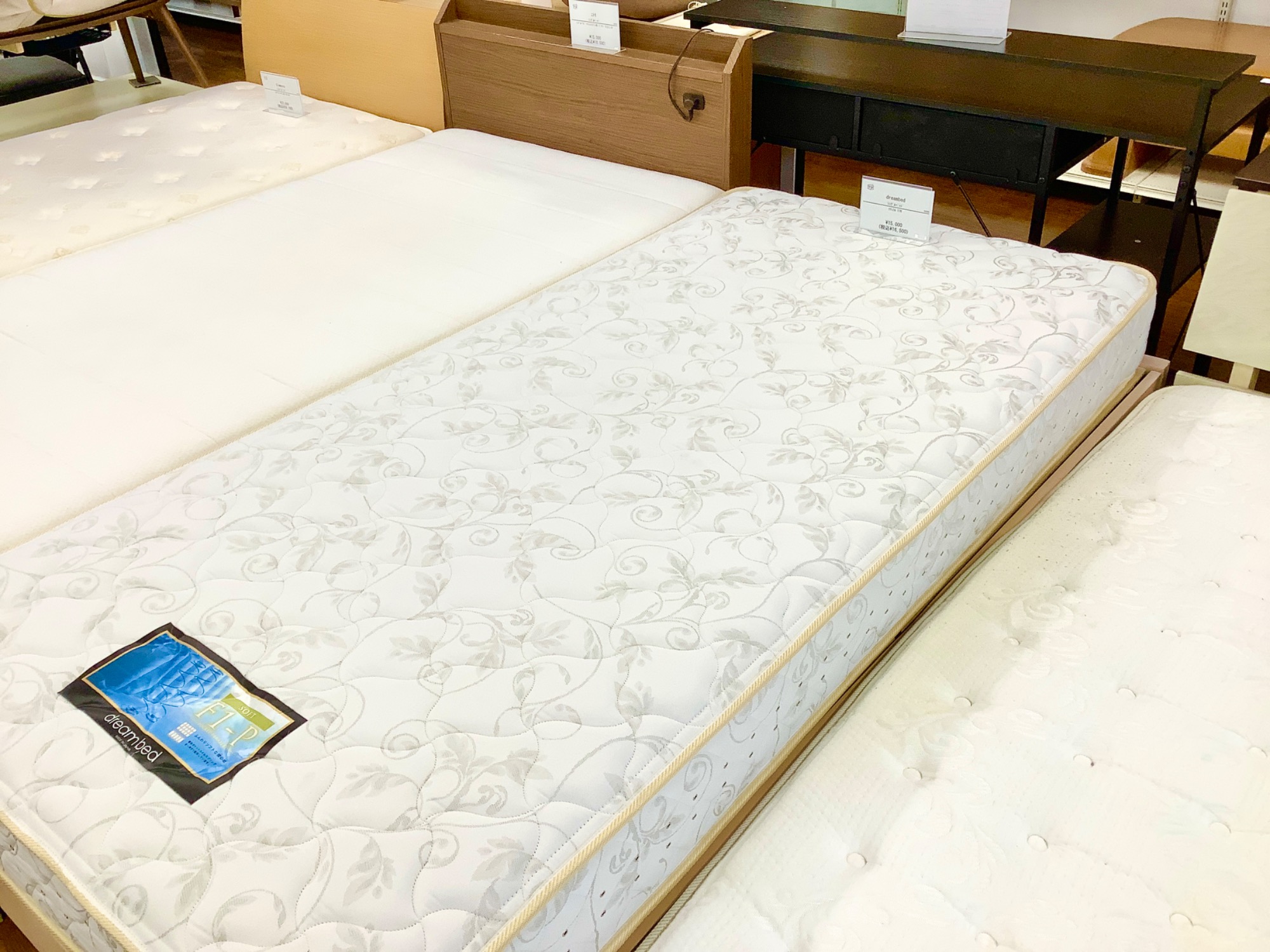 中古家具ならトレファク藤沢店】 ベッド売場が新しくなりました