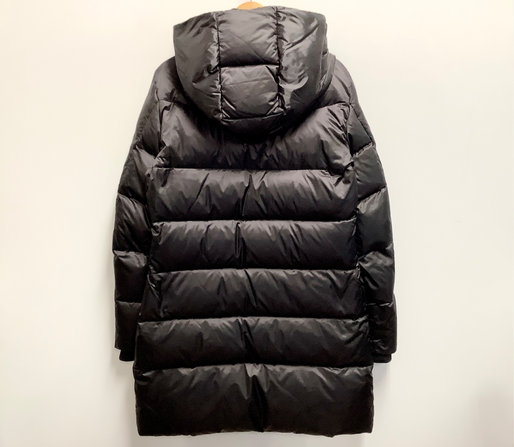 極美品 DIESEL ディーゼル レディース ダウンコート 黒 ブラック S DIESEL（ディーゼル）の「レディース リアル ダウンジャケット