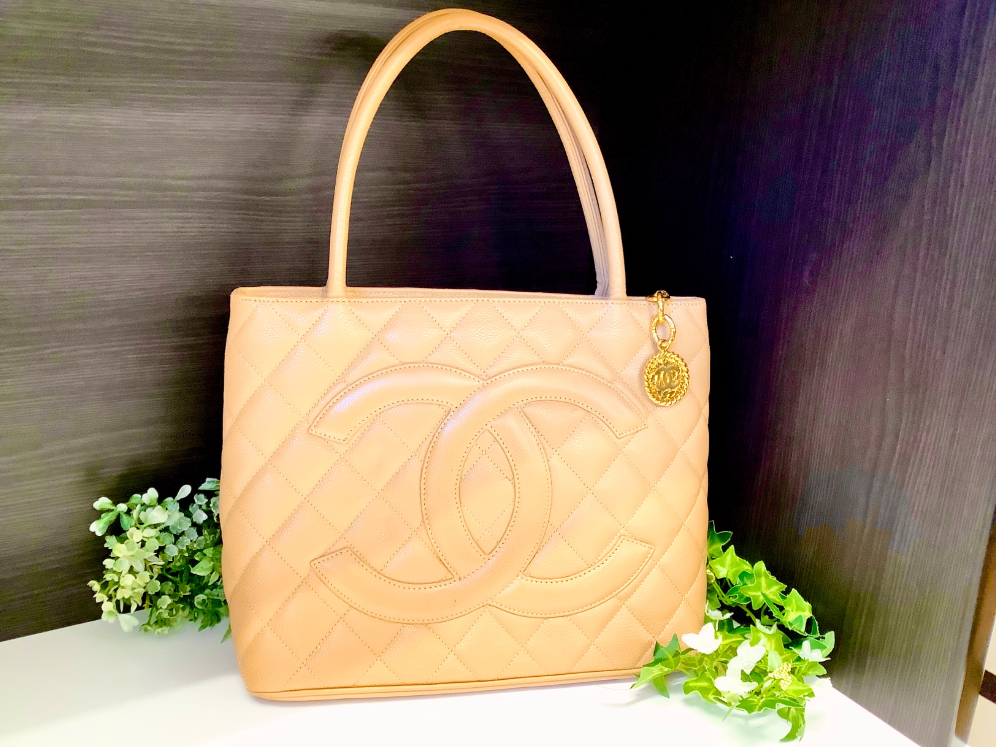 CHANEL/シャネル】復刻トートバッグ ベージュ 買取入荷致しました