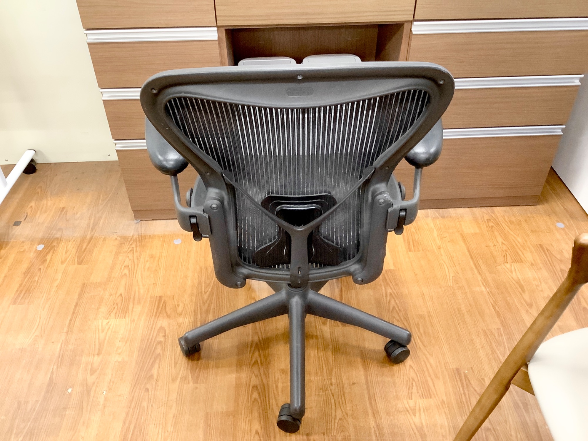 ★値下げしました★【トレファク神戸新長田店 買取/販売】取りに来られる方限定！ハーマンミラーのチェアご紹介です ☆値下げしました☆【トレファク神戸新長田店 買取/販売】取りに来られる方