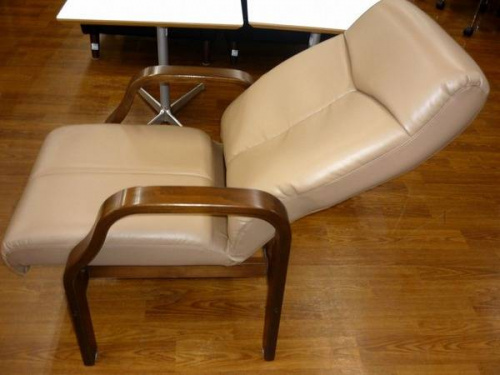 ソファーのFUJI FURNITURE