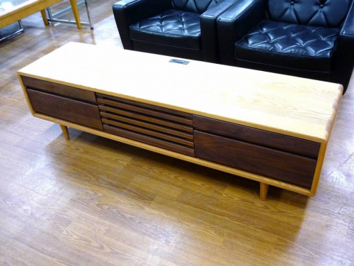 ACTUSのローボード