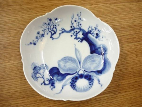 カップ＆ソーサーのブルーオーキッド