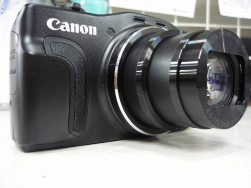 デジタル家電のデジタルカメラ