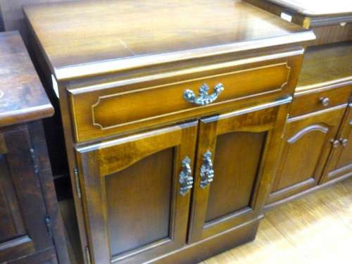 家具・インテリアのkarimoku