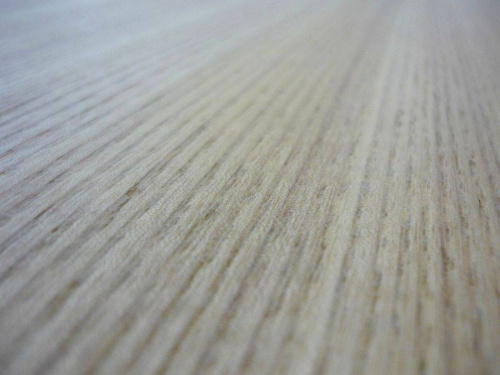 タモ材の無印良品