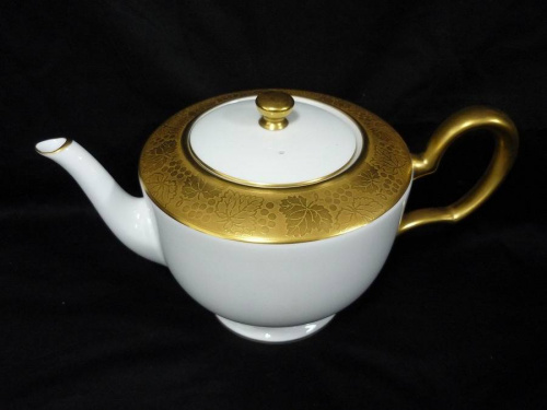 洋食器の大倉陶園