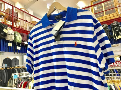 Ｔシャツのセレクト