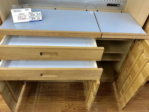 キッチンボードのウニコ