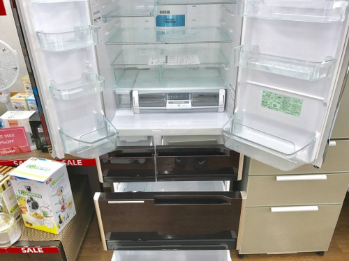 冷蔵庫の６ドア