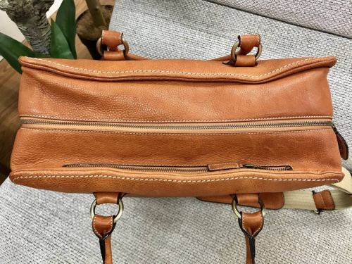 土屋鞄のレザーバッグ