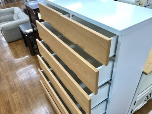 チェストのタンス
