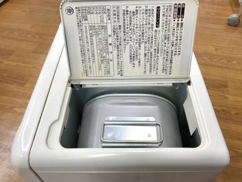 アラジンの石油ファンヒーター