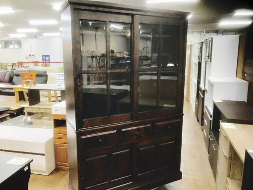 家具・インテリアの食器棚