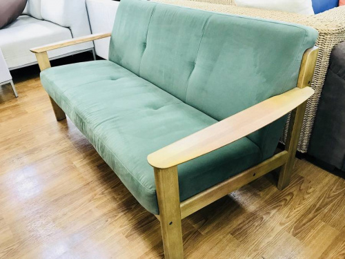 カリモクのCHITANO