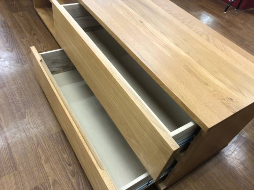 無印良品のAVボード