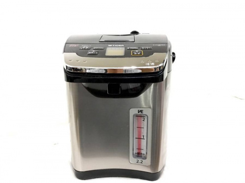 キッチン家電の電気ポット