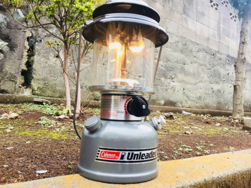 中古アウトドア用品のColeman