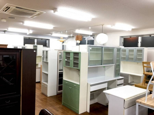 カリモク60の中古　家具　藤沢